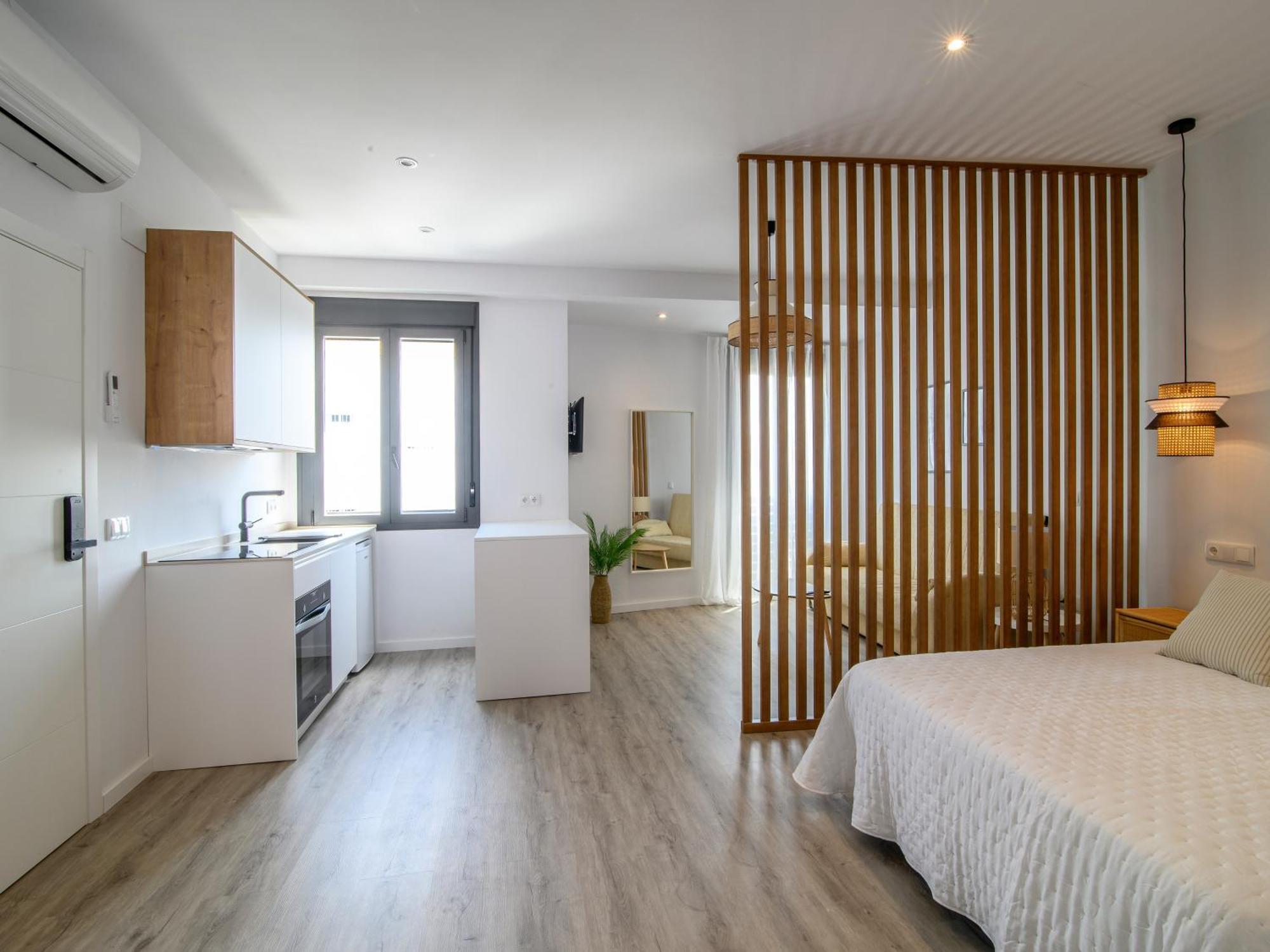 Antonella Suites Fuentes de Andalucia Exterior photo